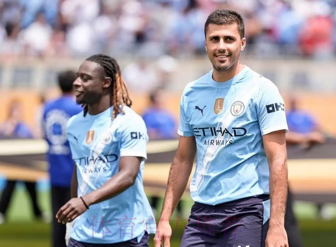 尤文想先租后买奥亚尔 本泽马可能推动他加盟皇马