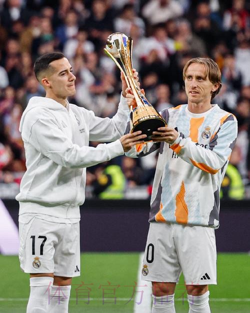 ABC:皇马想和拉莫斯莫德里奇巴斯克斯三人续约 ABC:皇马想和拉莫斯莫德里奇巴斯克斯三人续约